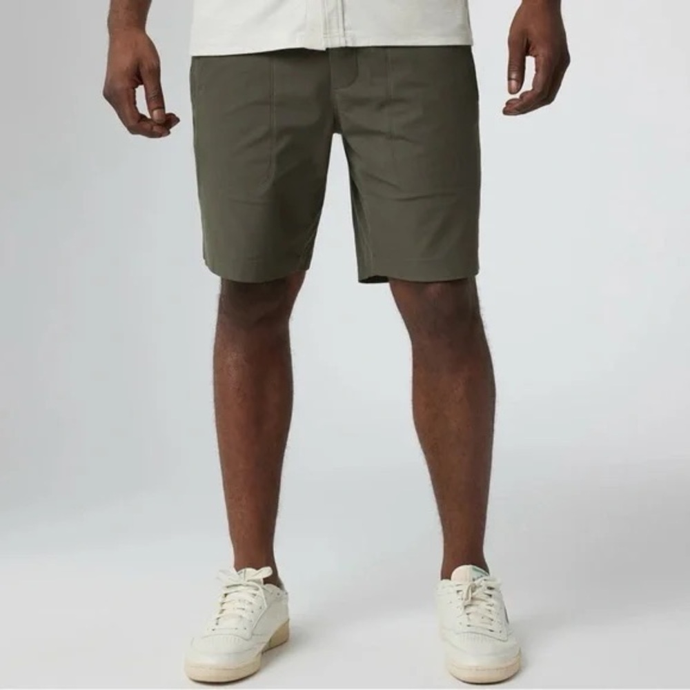 Men's Vuori Meta short oregano 33 waist
